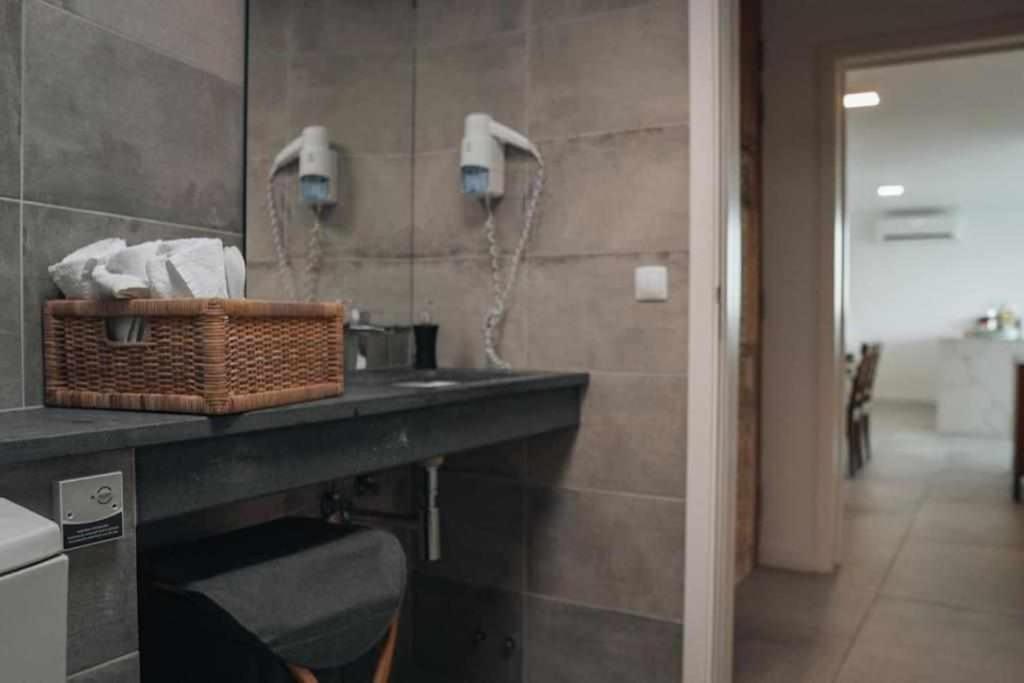 Casas Do Forneiro O Horizonte T2 Villa Nordeste  Eksteriør billede